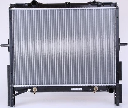 Radiator NISSENS 66657