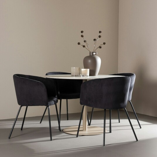 Spisegruppe Venture Home Lycke Ø110 med 4 stk Berit Stoler