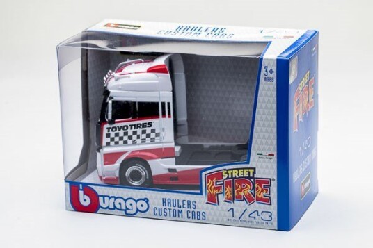 Haulers Custom Cabs - M-B Actros 1:43 White/red Haulers Custom Cabs - M-B Actros 1:43 White/red