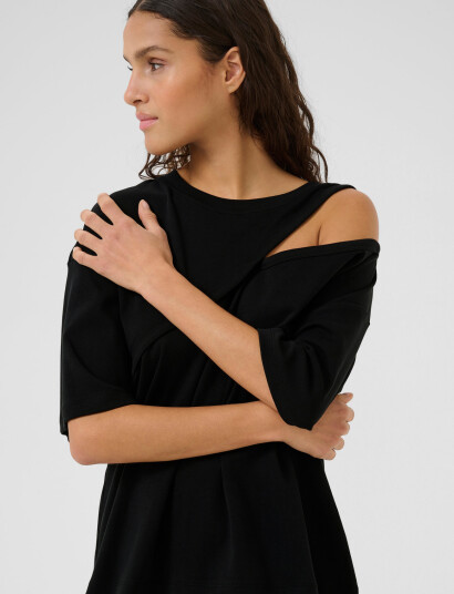 Karen By Simonsen Kbrenee Hole Tee   Black   S