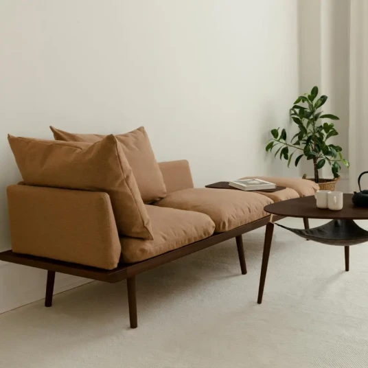 Umage Lounge Around 3 seters sofa Dark Oak/Sugar Brown