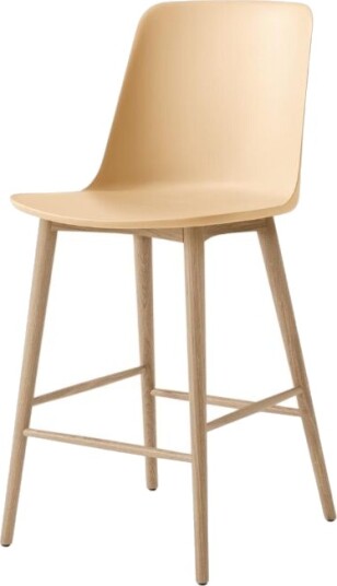 &Tradition Rely HW128 Barkrakk Høy Rygg Lakkert Eik/ Beige Sand &Tradition Rely HW128 Barkrakk Høy Rygg Lakkert Eik/ Beige Sand