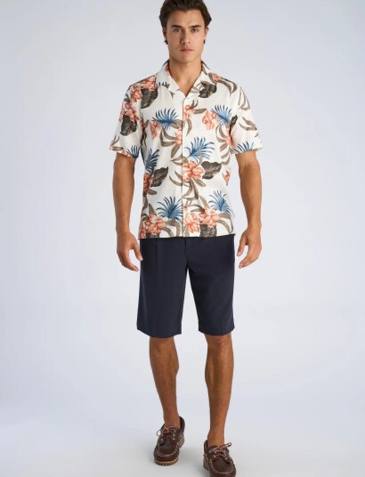 Lindbergh Aop Floral Lyocell Blend Shirt S/S Multi/patterned XL Lindbergh Aop Floral Lyocell Blend Shirt S/S Multi/patterned XL