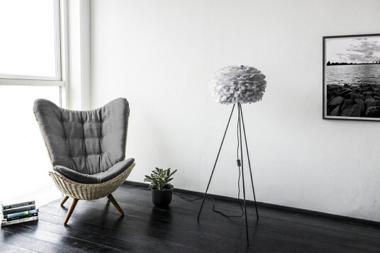 UMAGE Eos Gulvlampe Medium Grå/Svart   Stue 139 Grå