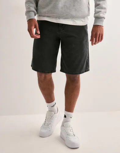 Woodbird WBRami Crow Shorts Jeansshorts Svart