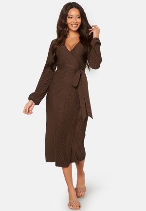 BUBBLEROOM Pleated Wrap Midi Dress Brown XL BUBBLEROOM Pleated Wrap Midi Dress Brown XL