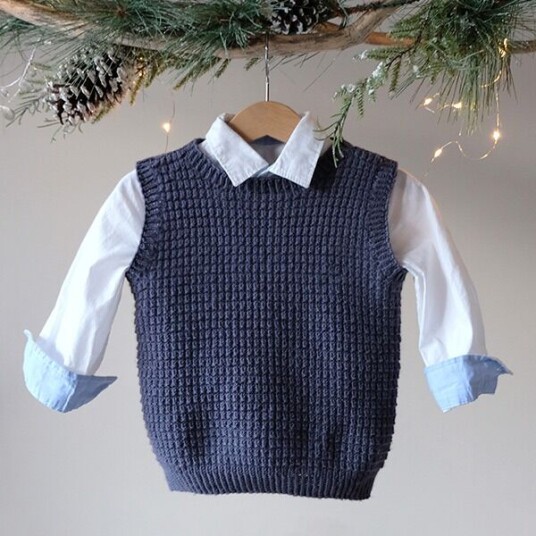 Bluum Strikkevest Hugo garnpakke i Soft Merino Ull