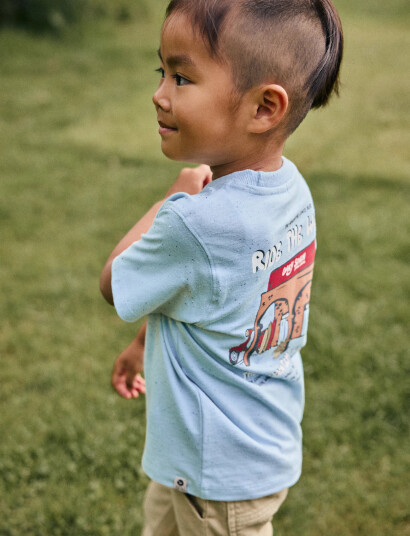 Daily 7 T Shirt Backprint Blue 140 Daily 7 T Shirt Backprint Blue 140