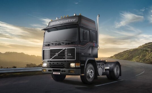 Italeri 1/24 Volvo F16 Globetrotter