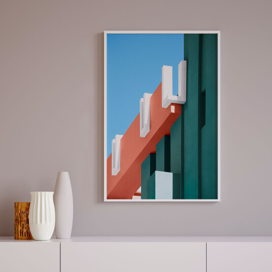 La Muralla Roja no. 3 av Camilla Schmidt La Muralla Roja no. 3 av Camilla Schmidt