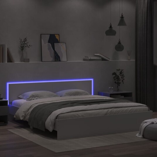 vidaXL Sengeramme med sengegavl og LED hvit 200x200 cm 8721012247987
