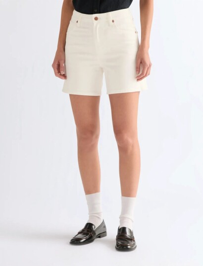 Wrangler Cowboy Short 5 Inch Cream 30 x 00