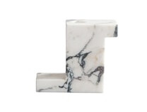 Brick Lysestake stor 10,5 cm Calacatta Brick Lysestake stor 10,5 cm Calacatta