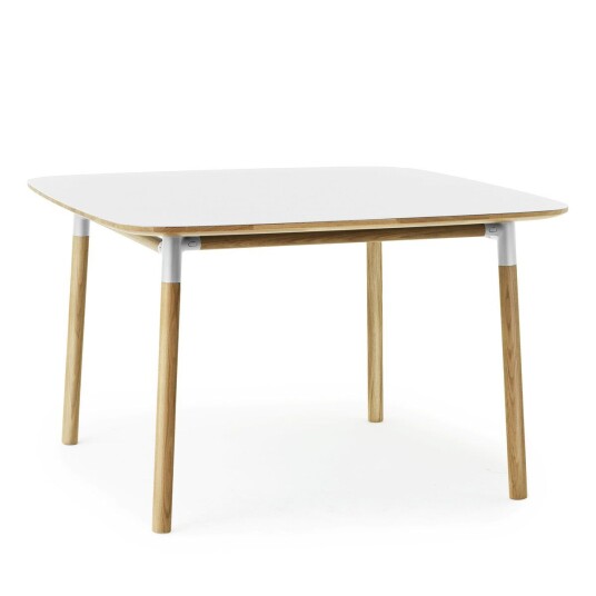 Normann Copenhagen Form bord 120x120 cm hvit Normann Copenhagen Form bord 120x120 cm hvit