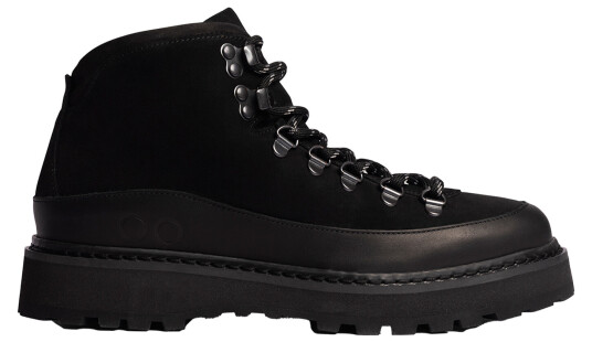 Core Cap Suede W Black/Black (38) Core Cap Suede W Black/Black (38)