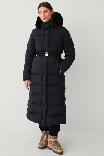 Áhkká Dunfrakk Gold Long Down Coat Matte Svart Áhkká Dunfrakk Gold Long Down Coat Matte Svart