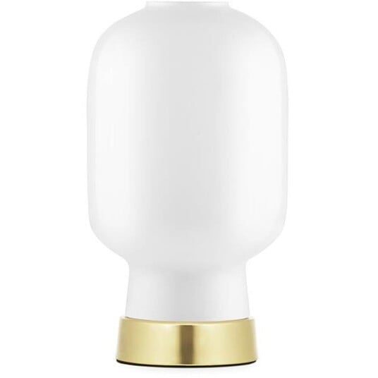 Normann Copenhagen Amp Bordlampe Hvit/Messing Normann Copenhagen Amp Bordlampe Hvit/Messing