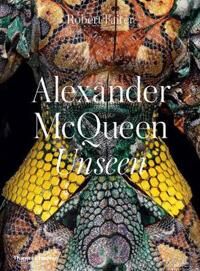 Robert Fairer Alexander McQueen: Unseen Innbundet Bok - Thames & Hudson Ltd
