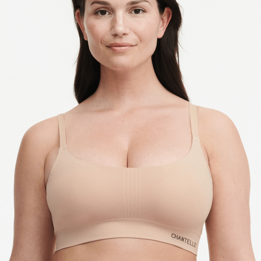 Chantelle BH Smooth Comfort Wirefree Support Bralette Hud Medium Dame Chantelle BH Smooth Comfort Wirefree Support Bralette Hud Medium Dame