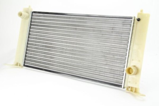 Radiator, motorkjøling THERMOTEC D7F030TT