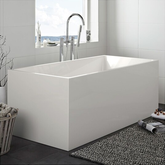 Hafa Sun Square Fristtstående badekar 1570x750 mm. Hvit sanitærakryl