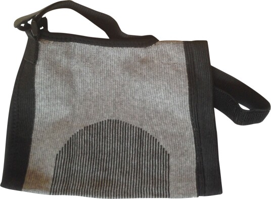 Bamboo Pro Skulderbind Selvvarm. Justerbart - 1 Stk