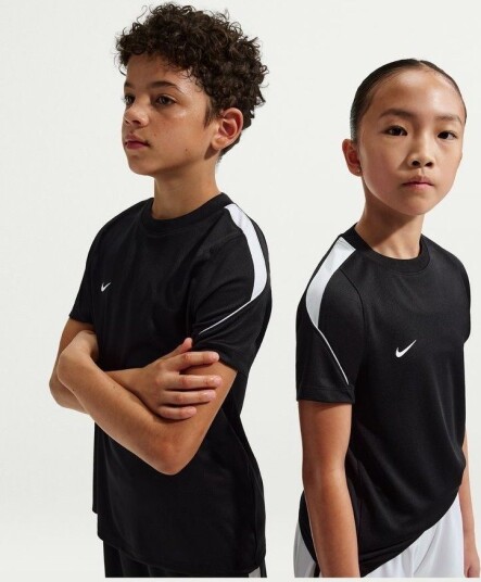 Nike Trenings T skjorte Dri fit Strike   Svart/hvit Barn størrelse L: 147 158 cm