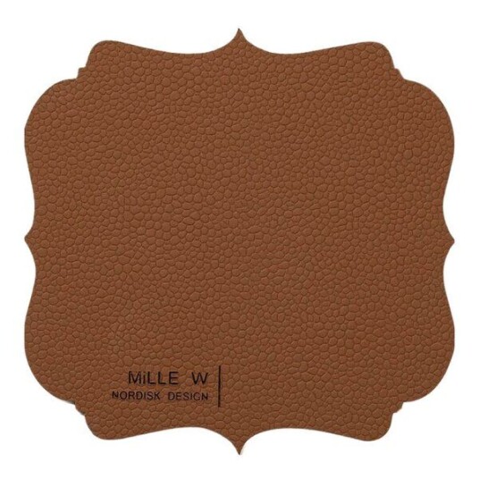 MiLLE W NORDISK DESIGN Vintage glassbrikke 12x12 cm brun MiLLE W NORDISK DESIGN Vintage glassbrikke 12x12 cm brun