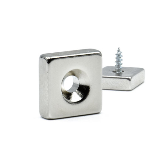 SuperMagneter Kjøp Sterk Magnet Med Skruehull 15 X 15 X 5 Mm Supermagneter.No SuperMagneter Kjøp Sterk Magnet Med Skruehull 15 X 15 X 5 Mm Supermagneter.No