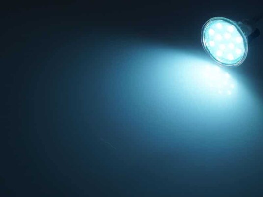 Helios MR16 LED pære 12V 24V Farge: Xenon Hvit