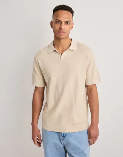 Selected Men Slhmattis Ss Linen Blend Struc Polo Kortermet poloskjorte Beige Selected Men Slhmattis Ss Linen Blend Struc Polo Kortermet poloskjorte Beige