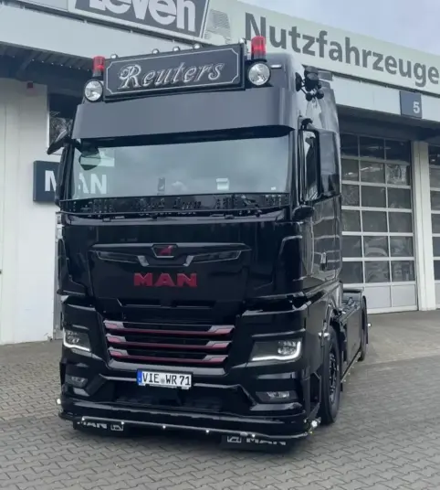 Fox Parts lav solskjerm til MAN TGX 2021 