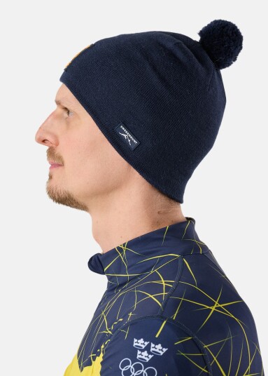 Swedemount Pom Race Hat OS26 Swedemount Pom Race Hat OS26
