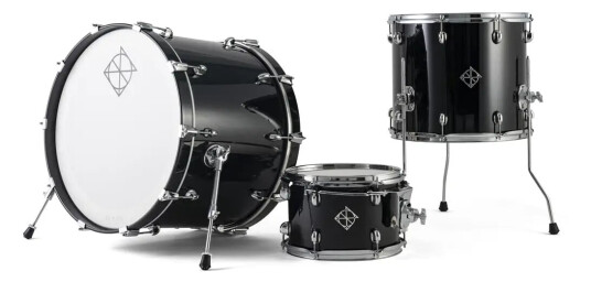 Dixon Cornerstone Hybrid 22" Shell Set 3-piece Piano Black Gloss Dixon Cornerstone Hybrid 22" Shell Set 3-piece Piano Black Gloss