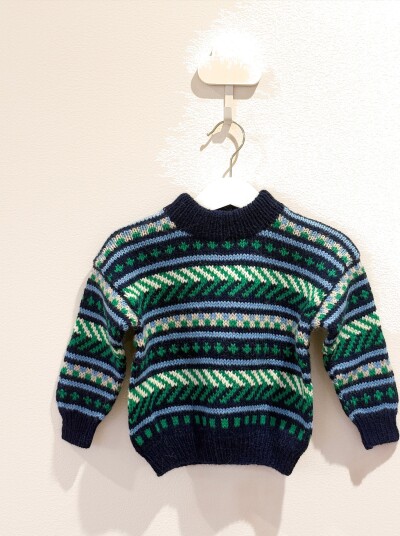 House Of Yarn Ir 02-21A Hanami Genser Barn