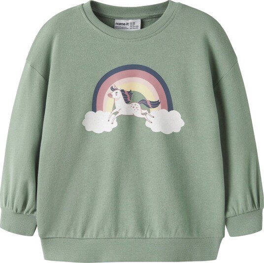 Name It Collegegenser NmfValona Lang Green Miljø/Rainbow Uni Name It 6 år (116) Collegegenser Grønn