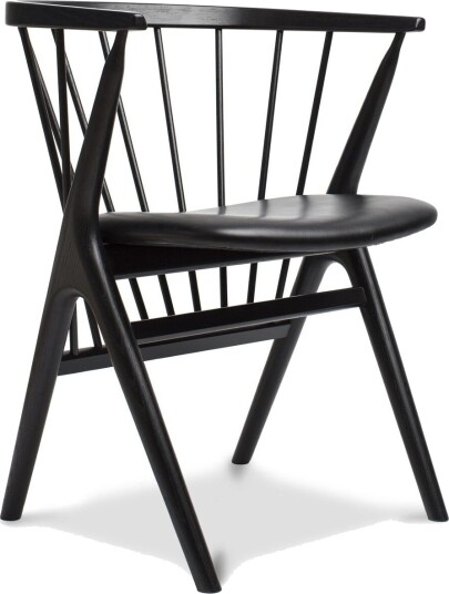 Sibast Furniture No 8 Spisestuestol Sort Eik og Sort Skinn Sibast Furniture No 8 Spisestuestol Sort Eik og Sort Skinn