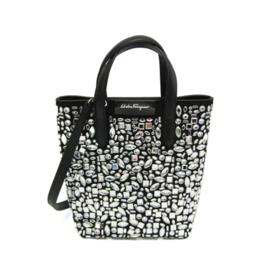 Salvatore Ferragamo Dame Svart