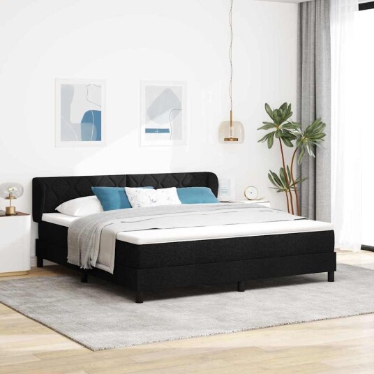 Box Spring Seng med Madrass Svart 180x200 cm Stoff Box Spring Seng med Madrass Svart 180x200 cm Stoff