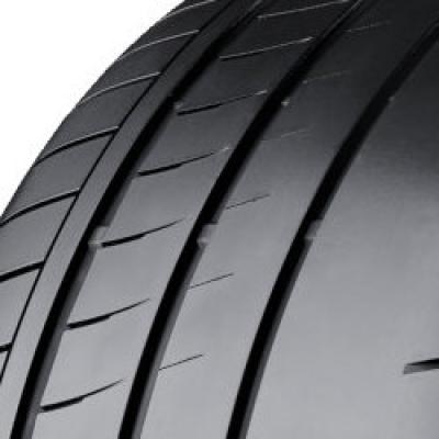 Potenza Race 225/45 ZR17 94Y