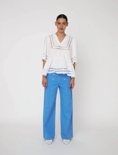 Stella Nova Top With Scallop Edge Collar   White   42
