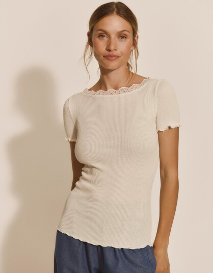RM By Rosemunde Rmwbalta Modal Ss Boatneck T Shirt Cream M RM By Rosemunde Rmwbalta Modal Ss Boatneck T Shirt Cream M