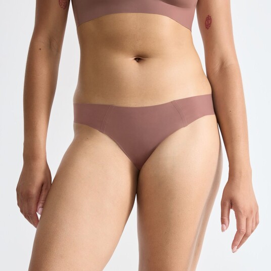 Sloggi Truser ZERO Feel 2 0 Tiny Tanga Brun X-Large Dame Sloggi Truser ZERO Feel 2 0 Tiny Tanga Brun X-Large Dame
