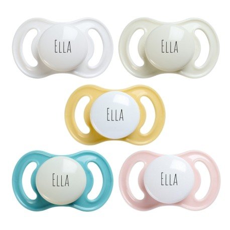 Esska Happy Mini Str. 1 0 6 Md. Symmetrisk Silikon Smokker Med Navn  5 pak