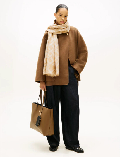 Tommy Hilfiger Th Monogram Heavy Scarf Beige ONE SIZE Tommy Hilfiger Th Monogram Heavy Scarf Beige ONE SIZE