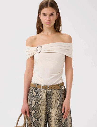 Gestuz Gzlaily Off Shoulder Top Cream XL Gestuz Gzlaily Off Shoulder Top Cream XL