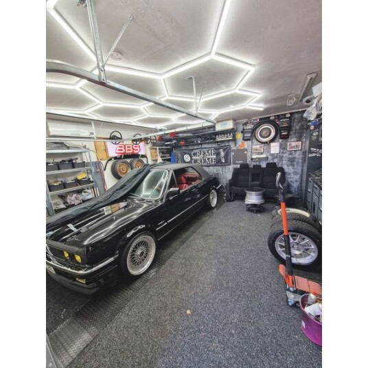 Dr Dirt Garasjebelysning Hexagon Garage Sky Gen2 10 Grid System 290 x 410 cm