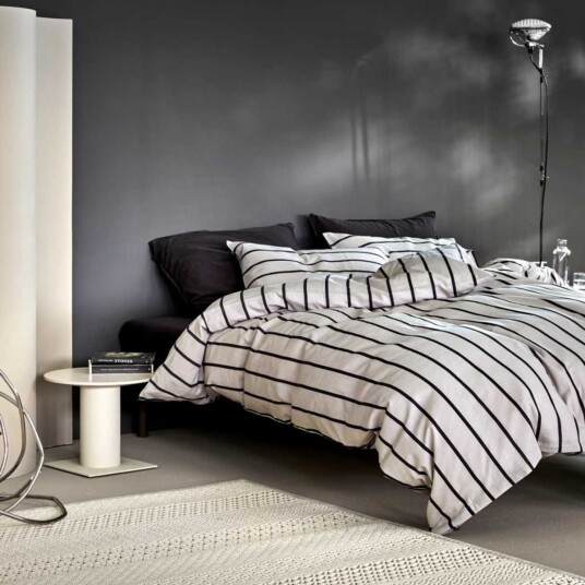 Pure Vevd Krepp Laken HØIE Hvit 240x270cm