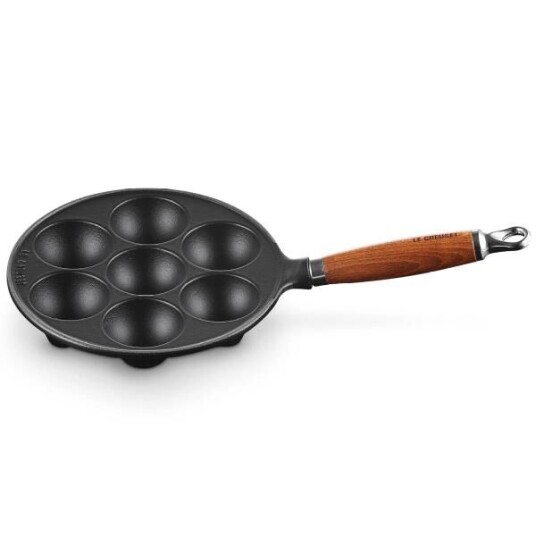 Le Creuset Munkepanne 20 cm black Le Creuset Munkepanne 20 cm black
