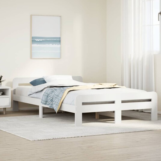  Sengeramme uten madrass hvit 135x190 cm heltre furu 8721158371157